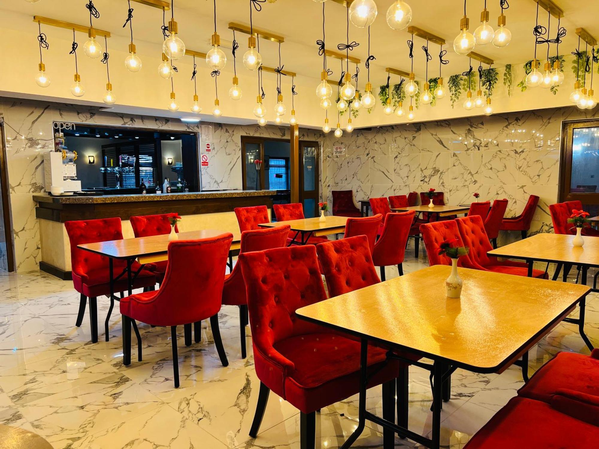 Oyo Stay Inn Express, Cambridge Papworth Everard Luaran gambar